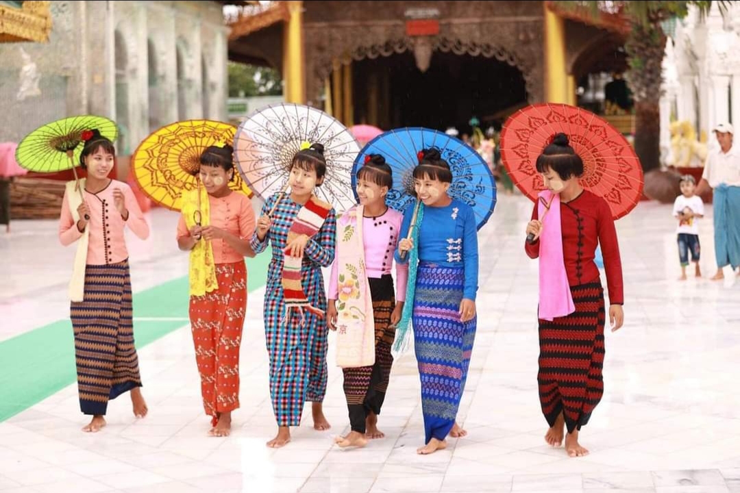 Honourable dress of Myanmar women