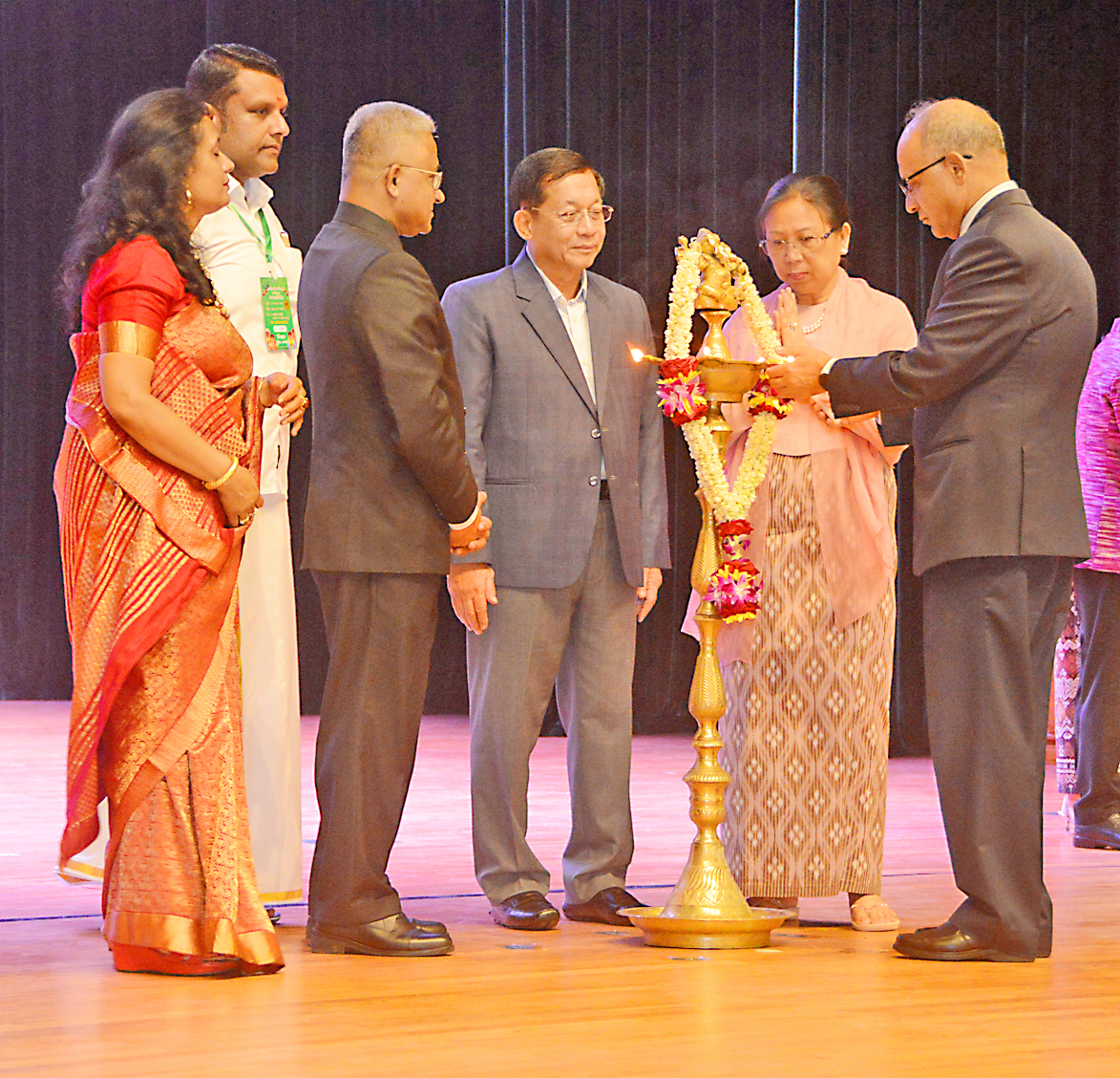 Chairman of State Administration Council Prime Minister Senior General Min Aung Hlaing graces Deepawali Festival