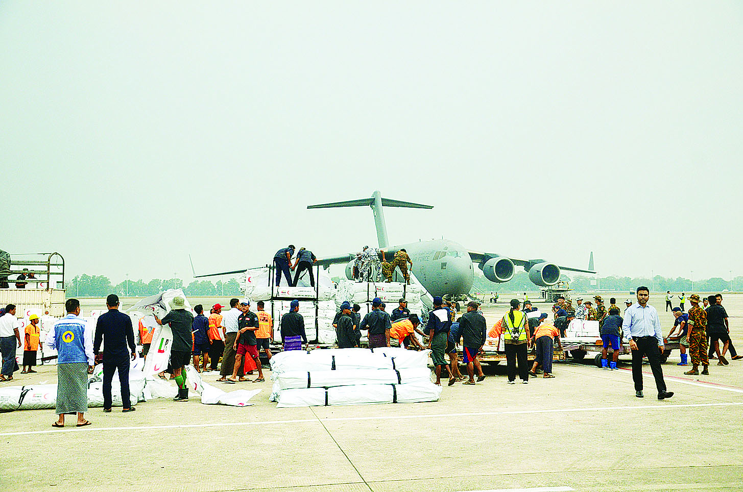 Humanitarian aid arrives at Yangon airport from the UAE.