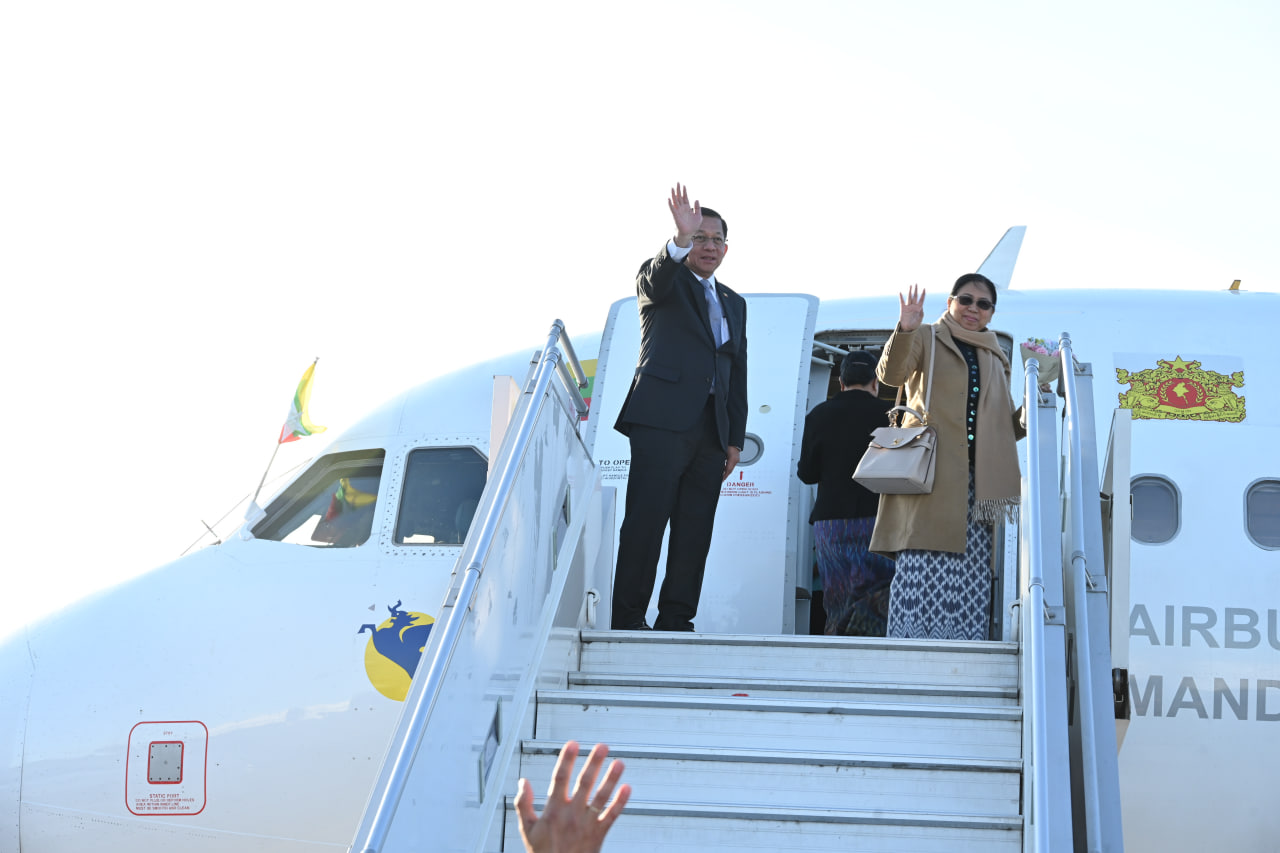 နိုင်ငံတော်စီမံအုပ်ချုပ်ရေးကောင်စီဥက္ကဋ္ဌ နိုင်ငံတော်ဝန်ကြီးချုပ် ဗိုလ်ချုပ်မှူးကြီး မင်းအောင်လှိုင် ဦးဆောင်သည့် မြန်မာအဆင့်မြင့်ကိုယ်စားလှယ်အဖွဲ့ ရုရှားဖက်ဒရေးရှင်းနိုင်ငံ နိုဗာစီဗစ်မြို့သို့ ရောက်ရှိ