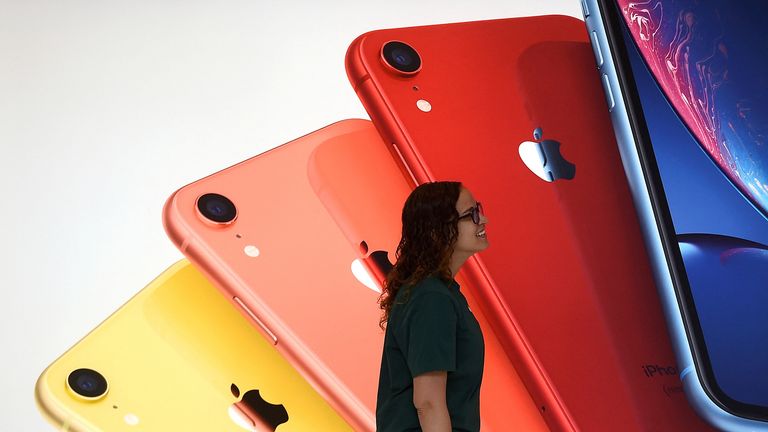 အမေရိကန်က ဝယ်ယူမည့် iphone များ တရုတ်မှ ဝင်လာတော့မည် မဟုတ်