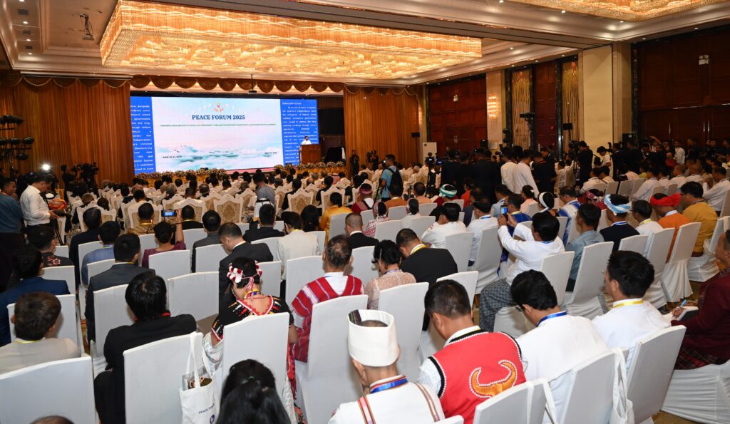 EAOs urged to pursue demands through dialogue and negotiation