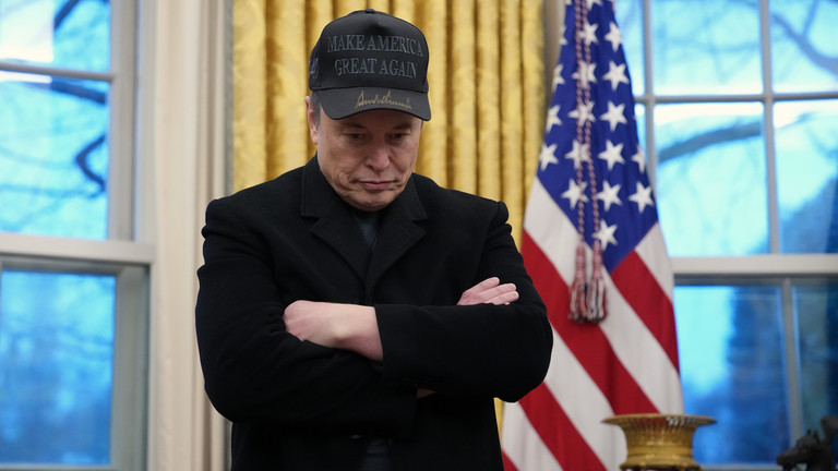 မက် (Musk) က Trump-Epstein အကြောင်းရေးသားထားသည့် ပို့စ်ကို ပယ်ဖျက်