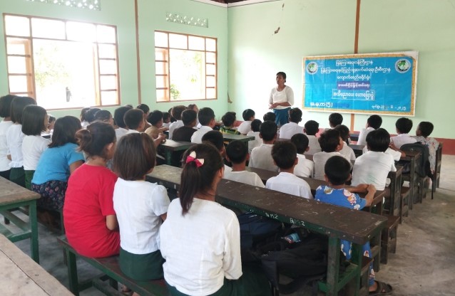 ကျောက်ဆည်မြို့နယ်၊ အမှတ်(၅)အခြေခံပညာမူလတန်း (လွန်) ကျောင်းတွင် အသိပညာပေး ဟောပြောပွဲ၊ စာအုပ်ပြပွဲ ကျင်းပ