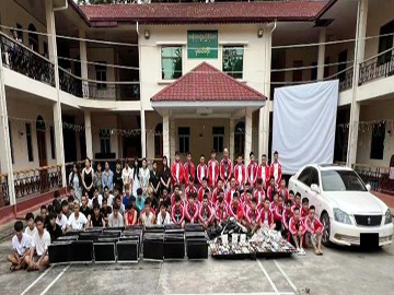 Authorities apprehended 97 Myanmar nationals and 41 Chinese nationals involved in illegal online financial fraud activities in Muse Township of Northern Shan State, along with seized evidence.