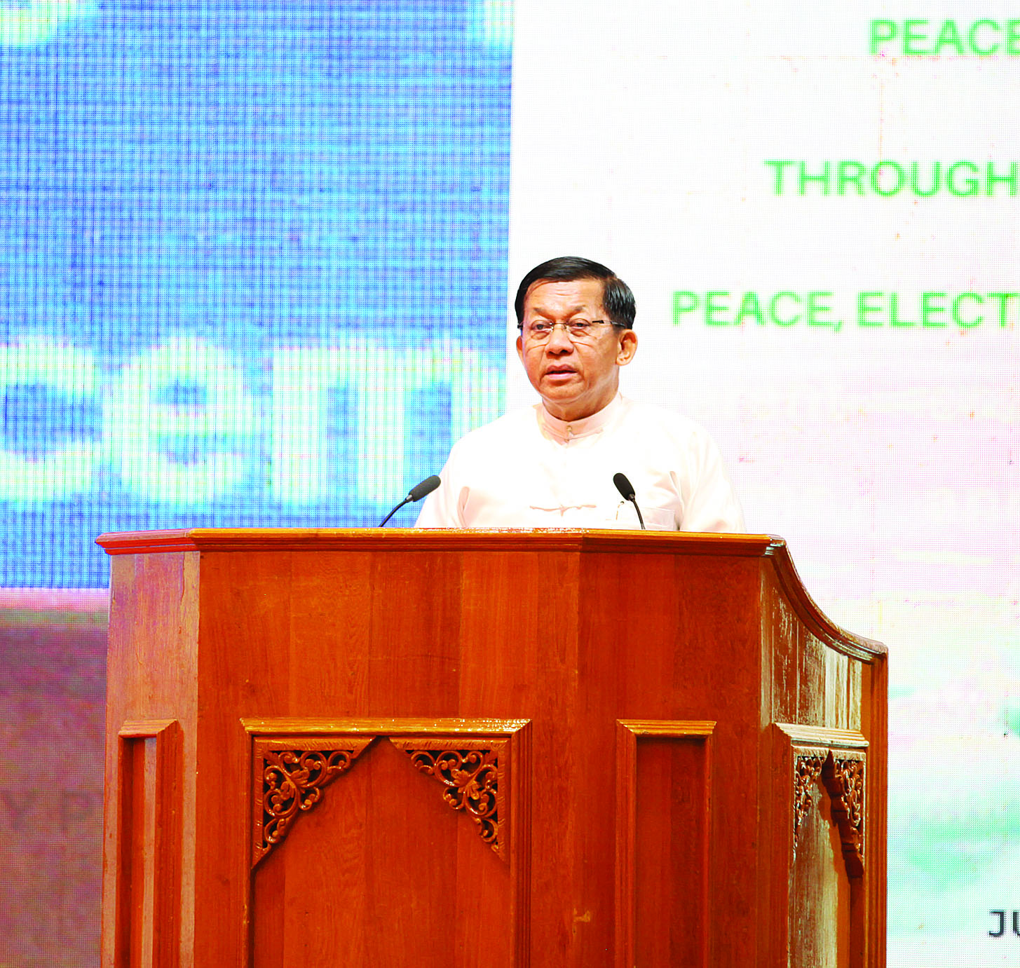 ငြိမ်းချမ်းရေးဖိုရမ် (Peace Forum 2025) ဖွင့်ပွဲအခမ်းအနားတွင် နိုင်ငံတော်စီမံအုပ်ချုပ်ရေးကောင်စီဥက္ကဋ္ဌ နိုင်ငံတော်ဝန်ကြီးချုပ် အမျိုးသားစည်းလုံးညီညွတ်ရေးနှင့် ငြိမ်းချမ်းရေးဖော်ဆောင်မှုဗဟိုကော်မတီဥက္ကဋ္ဌ ဗိုလ်ချုပ်မှူးကြီးမင်းအောင်လှိုင် ပြောကြားသည့်အဖွင့်မိန့်ခွန်း