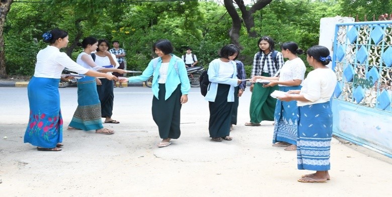 ကျောက်ဆည်မြို့တွင် အပြည်ပြည်ဆိုင်ရာမူးယစ်ဆေးဝါးအလွဲသုံးမှုနှင့် တရားမဝင် ရောင်းဝယ်မှု တိုက်ဖျက်ရေးနေ့ အထိမ်းအမှတ် သတင်းစကား လက်ကမ်းစာစောင်များ ဖြန့်ဝေ