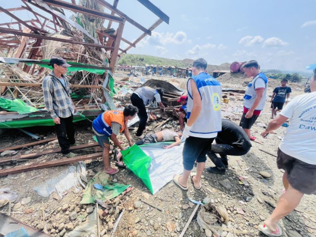 ဖားကန့်တွင် ယမ်းဂိုထောင်ပေါက်ကွဲမှု ဖြစ်ပွားသည့်အတွက် ၃ ဦး သေဆုံးကာ အများအပြား ဒဏ်ရာရရှိခဲ့ကြောင်း ကနဦးသိရှိရ