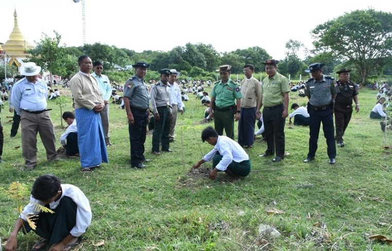 ကျောက်ဆည်မြို့နယ် ဟံမြင့်မိုရ်ကျေးရွာ အခြေခံပညာ အထက်တန်းကျောင်းတွင် ၂၀၂၅ခုနှစ် မိုးရာသီ သစ်ပင် စိုက်ပျိုးပွဲကျင်းပ