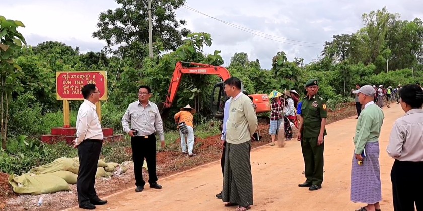 Inspection Tour: Development works along Loikaw-Moebye route