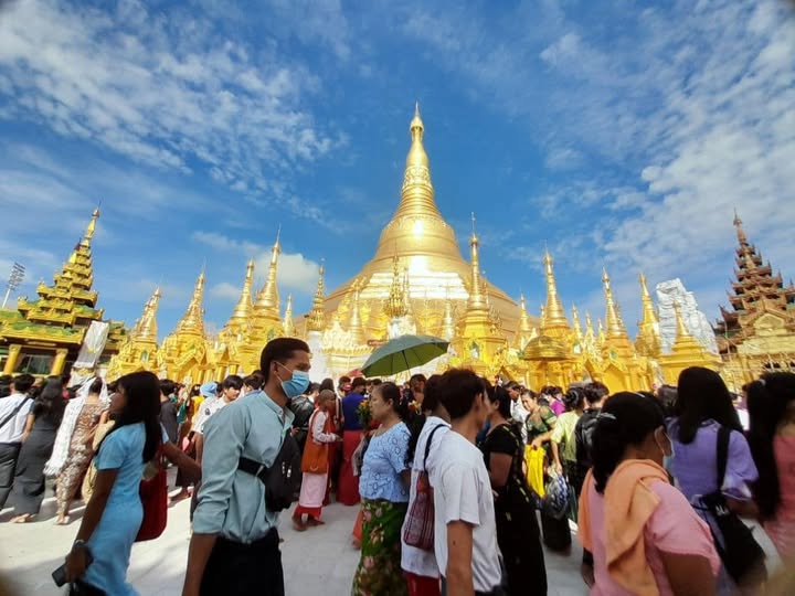 Over 3.5M visit Shwedagon in first half of 2025