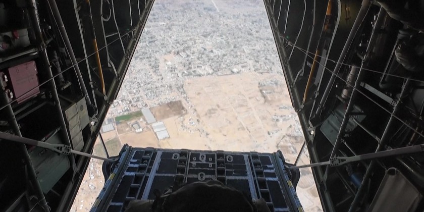 Aid airdropped into Gaza as Israel temporarily halts military operations