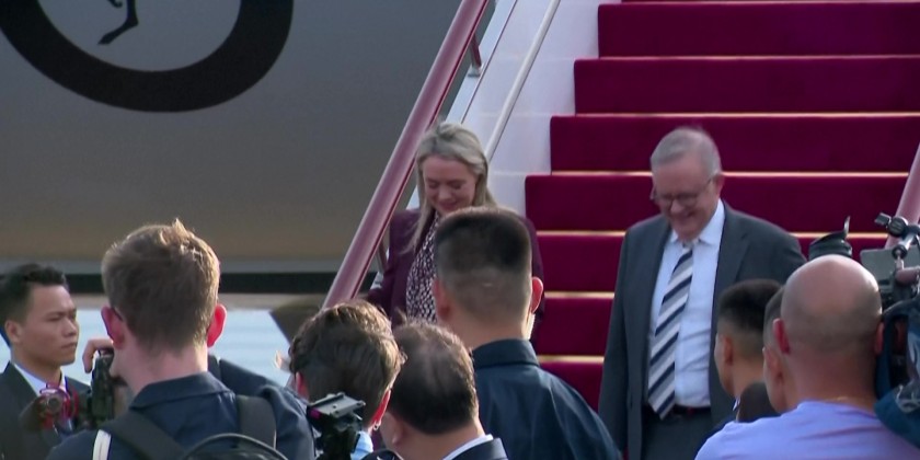 Australia PM arrives in China to boost trade