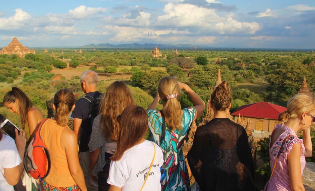Travellers throng Bagan for sunset views