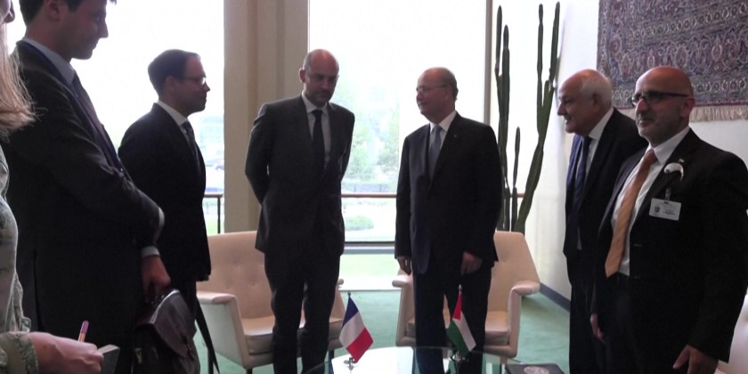 French FM & Palestinian PM hold bilateral meeting