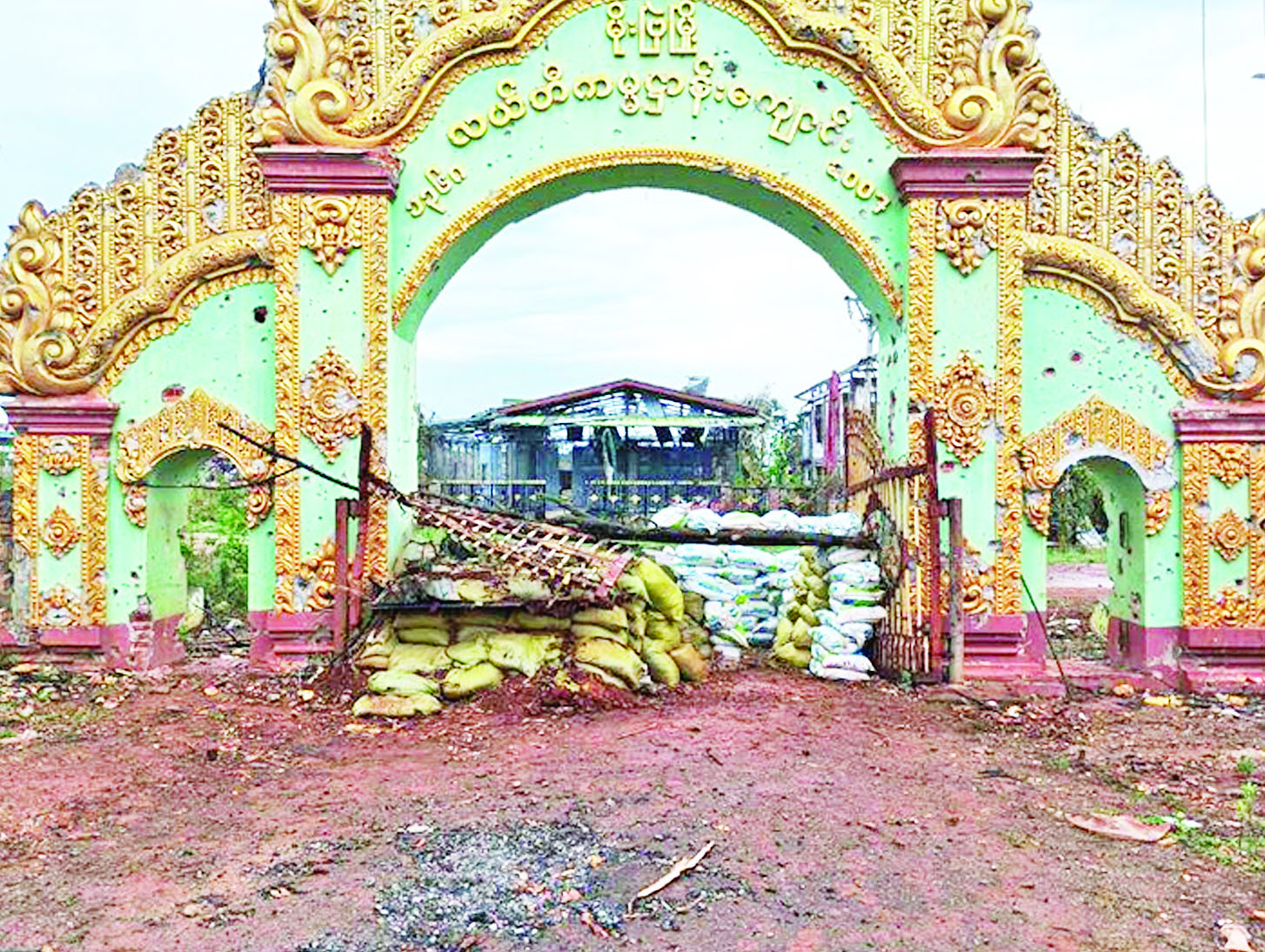 KNPP ၊ KNDF အဖွဲ့များနှင့် PDF အမည်ခံအကြမ်းဖက်သမားများ ယာယီသိမ်းပိုက်ထားသည့် မိုးဗြဲမြို့အား တပ်မတော်စစ်ကြောင်းများက ပြန်လည်တိုက်ခိုက်သိမ်းပိုက်ရရှိ၊ မိုင်းရှင်းလင်းရေးလုပ်ငန်းများနှင့် နယ်မြေလုံခြုံရေးလုပ်ငန်းများ ဆက်လက်ဆောင်ရွက်