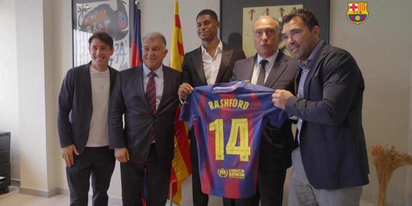 Barcelona confirms Rashford signing on loan deal