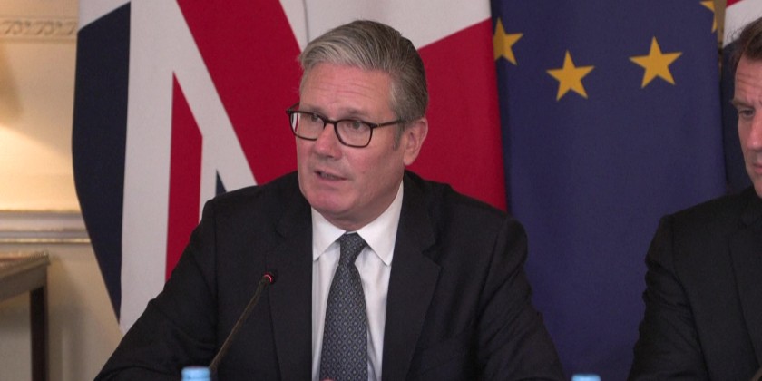 UK and France vow to 'tackle illegal migration' across English Channel