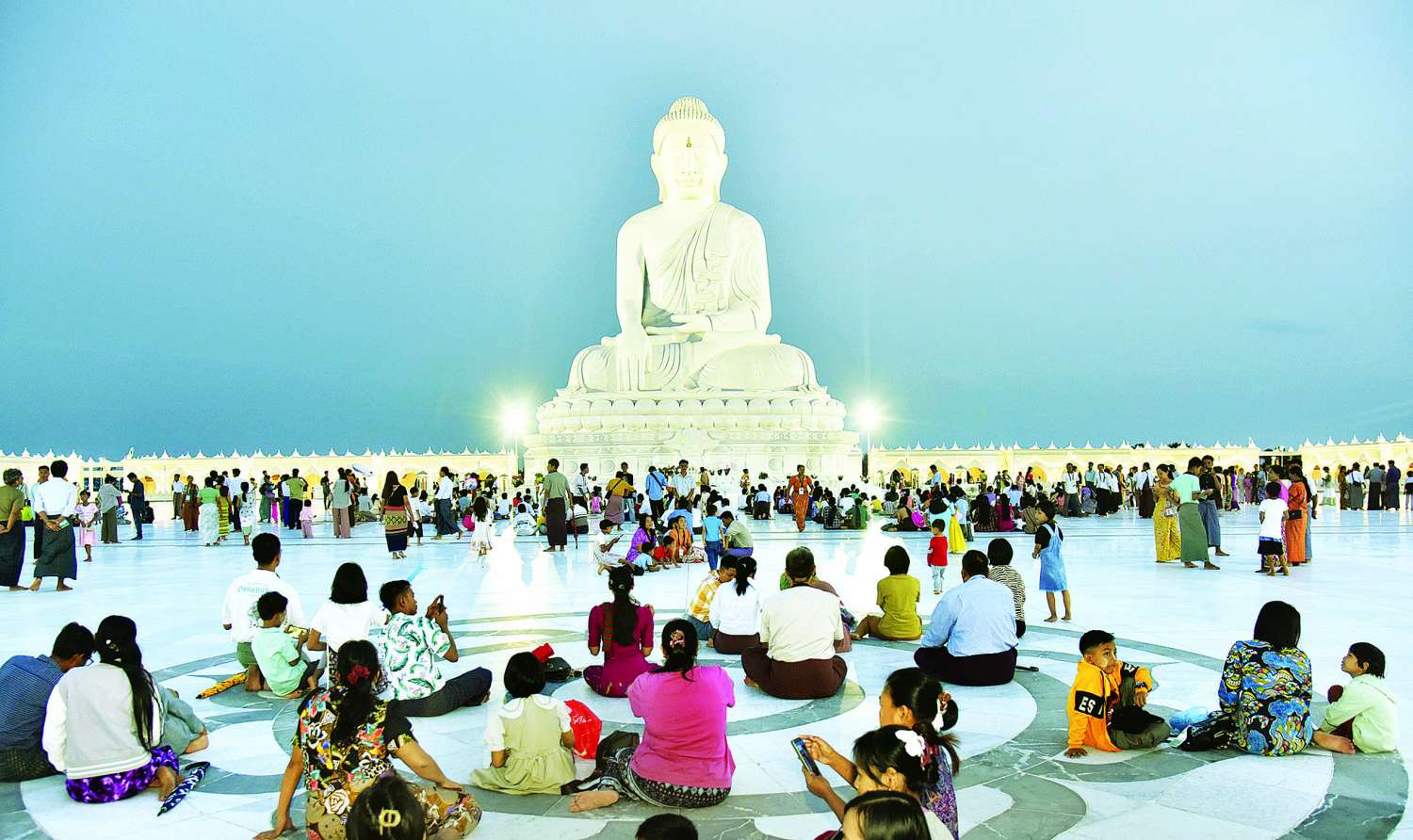Nay Pyi Taw pagodas packed for Waso Full Moon Day