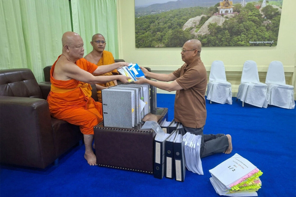 ထိုင်းနိုင်ငံတွင် ဘုန်းကြီးကျောင်းများ၏ ဘဏ်စာရင်းများကို ထုတ်ပြန်