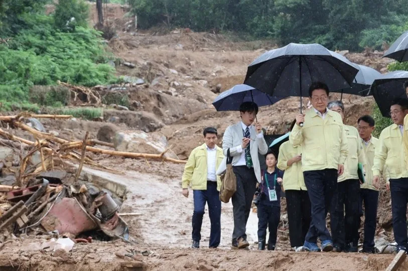 တောင်ကိုရီးယားအစိုးရက ရေဘေးသင့်သဘာဝဘေးအန္တရာယ်ဇုန်များကို ကြေညာခဲ့