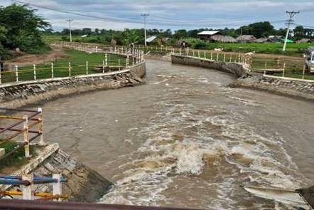 သီးနှံမျိုးစုံ(၃၀၀၅)ဧက အချိန်နှင့်တစ်ပြေးညီ ရေပြည့်ဝစွာပေးဝေနိုင်ရေး ထုံးကြီးဆည်အထွက် ရေသွင်း တံခါး အောက် ဝဲ/ယာရှိ ကျောက်ဆလံများအား ပြန်လည်ပြုပြင်ပေး