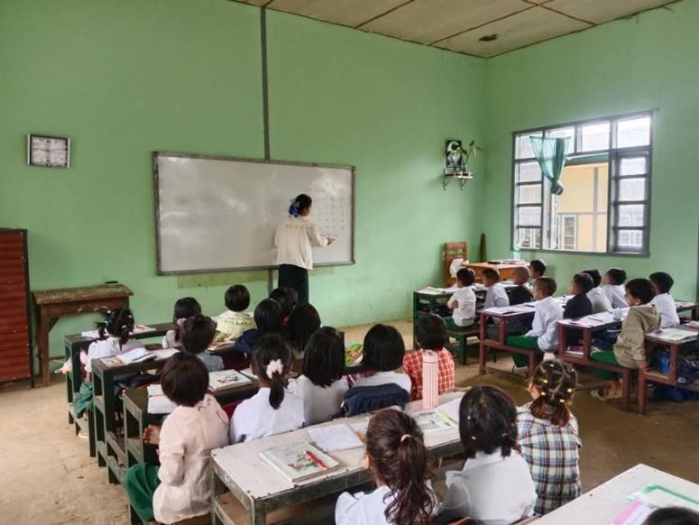နောင်ချိုမြို့နယ်အတွင်းရှိ အခြေခံပညာကျောင်းများ၌ ကျောင်းသား/ ကျောင်းသူများ အေးချမ်းပျော်ရွှင်စွာ ပညာသင်ကြားလျက်ရှိ
