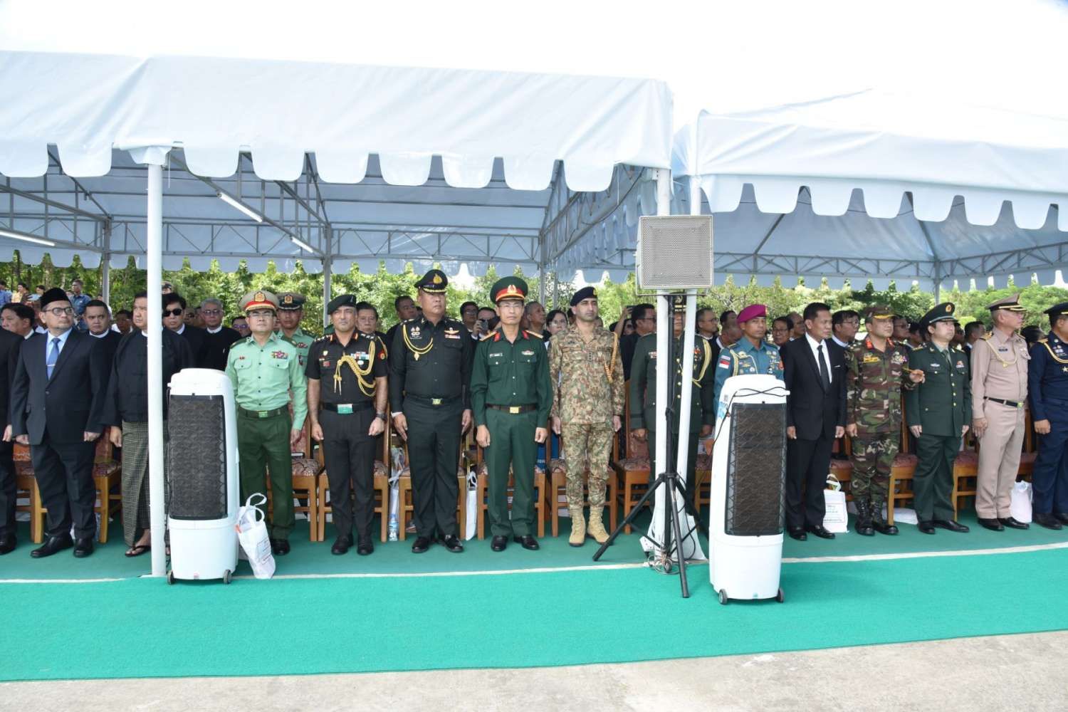 ပြည်ထောင်စုသမ္မတမြန်မာနိုင်ငံတော်၊ ယာယီသမ္မတဦးမြင့်ဆွေ၏ နိုင်ငံတော်ဈာပနအခမ်းအနားကျင်းပ