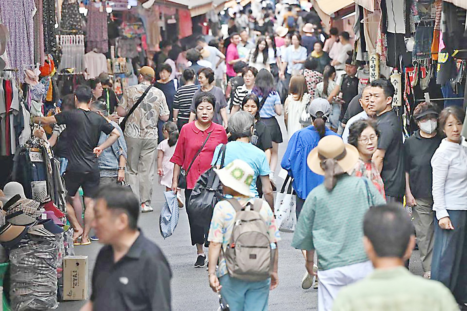 တောင်ကိုရီးယားတွင် သက်ကြီးလူဦးရေ ဆက်လက်မြင့်တက်နေပြီး လူဦးရေဆက်လက်ကျဆင်း