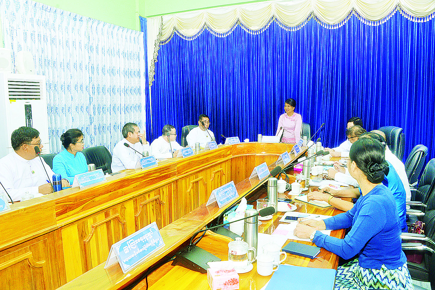 ကိန်းဂဏန်းအချက်အလက်ဒေတာများ တိကျမှန်ကန်မှုရှိစေရန် အဆင့်ဆင့်ကြပ်မတ်ဆောင်ရွက်ကြရန်နှင့် စာကြည့်တိုက်အခြေပြု သင်ကြားသင်ယူမှုအားပေးမည့်အစီအမံများ ချမှတ်ဆောင်ရွက်