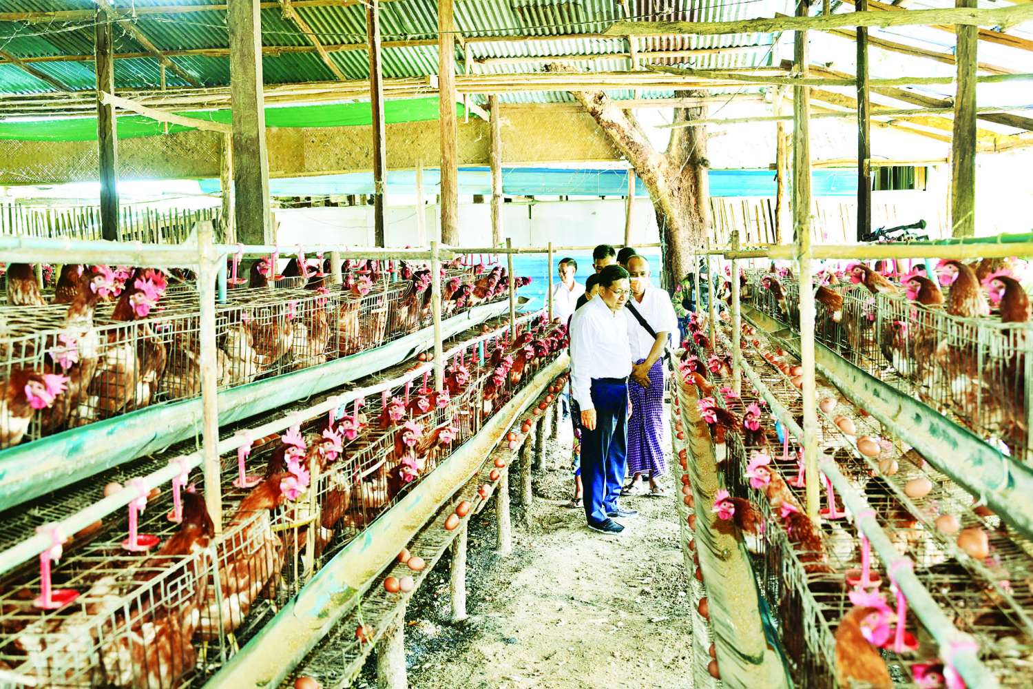 နိုင်ငံတော်လုံခြုံရေးနှင့် အေးချမ်းသာယာရေးကော်မရှင်ဥက္ကဋ္ဌ ဗိုလ်ချုပ်မှူးကြီး မင်းအောင်လှိုင် အောင်လံမြို့ရှိ ဌာနဆိုင်ရာတာဝန်ရှိသူများနှင့် တွေ့ဆုံ၍ ဒေသဖွံ့ဖြိုးတိုးတက်ရေးဆိုင်ရာများ ဆွေးနွေးမှာကြား