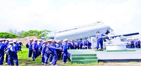 ငယ်စဉ်အခါမှာ ပညာရှာပါ
