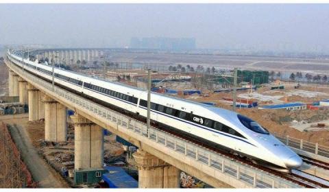 China has built the world’s largest high-speed railway network to address the people’s growing demand for convenient and comfortable travel. PHOTO: JIAO HONGTAO/XINHUA/FILE