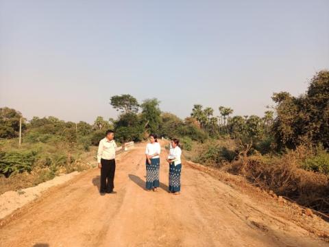 တံတားဦးမြို့နယ် ကျေးလက်လမ်းများအား မန္တလေးတိုင်းဒေသကြီး ကျေးလက်လမ်းဖွံ့ဖြိုးရေးဦးစီးဌာန ညွှန်ကြားရေးမှူး(မြို့ပြ)က ကွင်းဆင်း ကြည့်ရှုစစ်ဆေး