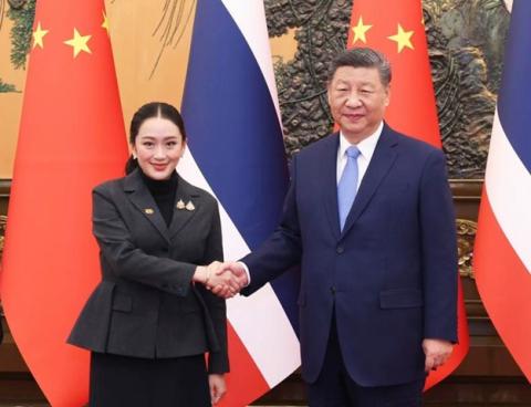 တရုတ်သမ္မတနှင့် ထိုင်းဝန်ကြီးချုပ် တွေ့ဆုံဆွေးနွေး