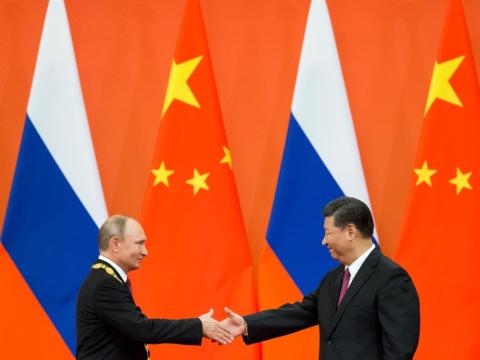 Xi says bilateral ties show China, Russia good neighbors, true friends