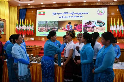 တောင်ကြီးမြို့၌ မြန်မာ့သနပ်ခါးယဉ်ကျေးမှုဓလေ့ လှုပ်ရှားမှုအခမ်းအနားကျင်းပ