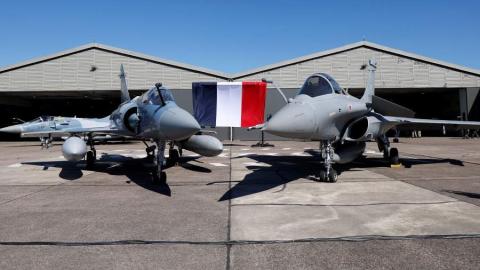 France to deploy nuclear-armed planes to German border