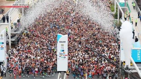 Runners compete in 2025 Tokyo Marathon