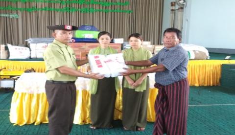 တံတားဦးမြို့နယ်အတွင်းရှိ ငလျင်ဘေးဒဏ်သင့် ပြည်သူများအား အမျိုးသား သဘာဝဘေး စီမံခန့်ခွဲမှုကော်မတီမှ ထောက်ပံ့ပေးအပ်သော ထောက်ပံ့ပစ္စည်းများ ပေးအပ်ပွဲကျင်းပ