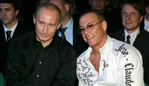 ဟောလိဝုဒ်စတား  Jean-Claude Van Damme က ရုရှားသို့ သွား၍ ငြိမ်းချမ်းရေးသံတမန် လုပ်ရန် အသင့်ရှိကြောင်း ပြောကြား