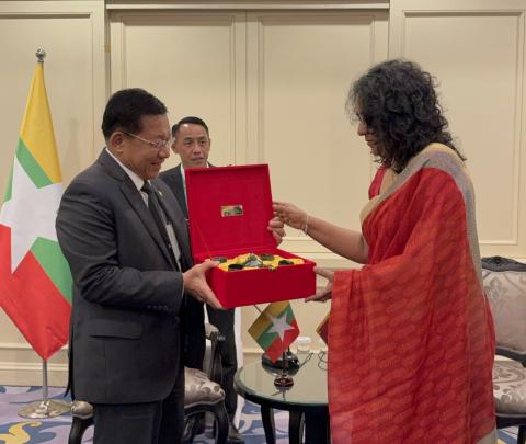 နိုင်ငံတော်စီမံအုပ်ချုပ်ရေးကောင်စီဥက္ကဋ္ဌ၊ နိုင်ငံတော်ဝန်ကြီးချုပ် ဗိုလ်ချုပ်မှူးကြီး မင်းအောင်လှိုင် သီရိလင်္ကာ နိုင်ငံဝန်ကြီးချုပ် H.E. Dr. Harini Amarasuriya နှင့်တွေဆုံဆွေးနွေး