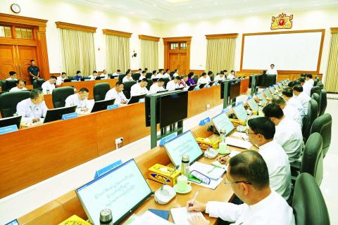 နိုင်ငံတော်စီမံအုပ်ချုပ်ရေးကောင်စီဥက္ကဋ္ဌ နိုင်ငံတော်ဝန်ကြီးချုပ် ဗိုလ်ချုပ်မှူးကြီး မင်းအောင်လှိုင် နိုင်ငံတော်စီမံအုပ်ချုပ်ရေးကောင်စီအစိုးရအဖွဲ့ လုပ်ငန်းညှိနှိုင်းအစည်းအဝေးသို့ တက်ရောက်အမှာစကားပြောကြား
