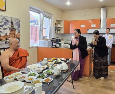 Daw Kyu Kyu Hla offers alms to Sangha at Moscow Theravada Vihara