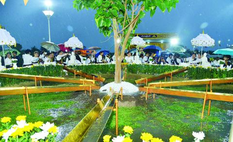 ကဆုန်လပြည့်နေ့တွင် နေပြည်တော်ကောင်စီနယ်မြေအတွင်းရှိ ဘုရားစေတီများ၌ ကုသိုလ်ဒါနပြုကြ၍ ဗောဓိညောင်ပင်အား ညောင်ရေသွန်းလောင်း ပူဇော်ခြင်းများဆောင်ရွက်