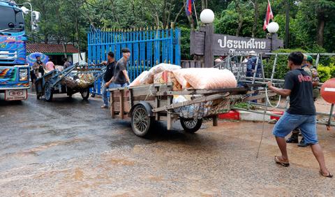 ကမ္ဘောဒီးယားက ထိုင်းမှဝင်လာမည့် မည်သည့်ကုန်တင်ယာဉ်ကိုမဆို ဖြတ်သန်းခွင့်မပြုတော့