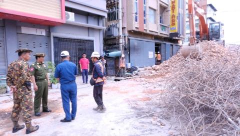 ငလျင်ဒဏ်ကြောင့် ပျက်စီးဆုံးရှုံးမှုများ ဖြစ်ပေါ်ခဲ့သည့်ဒေသများ၌ ပြန်လည်ထူထောင်ရေးလုပ်ငန်းများ အင်တိုက်အားတိုက် ဆက်လက်ဆောင်ရွက်လျက်ရှိ