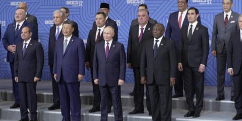 Russian President Vladimir Putin and China's Xi made phone conversation