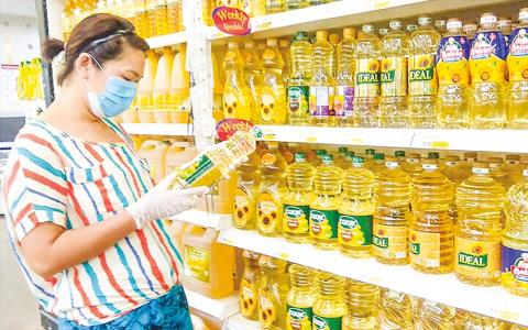 Yangon palm oil reference price dips this week