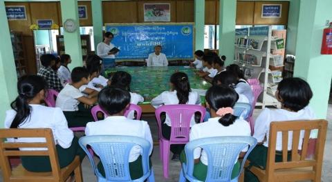 ကျောက်ဆည်ခရိုင် လူထုအခြေပြုဗဟိုဌာနတွင် “စိတ်ဓာတ်နှင့် နည်းနာ” စာအုပ်စာဖတ်ဝိုင်းကျင်းပ